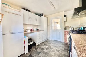 Kitchen- click for photo gallery